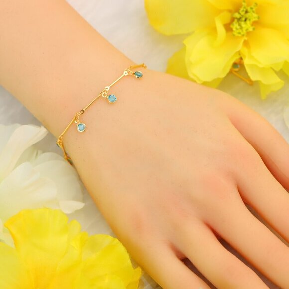 Minimalist Bracelet, Sleek & Modern Design, Women’s Fashion, YC110500-B - Picture 9 of 10